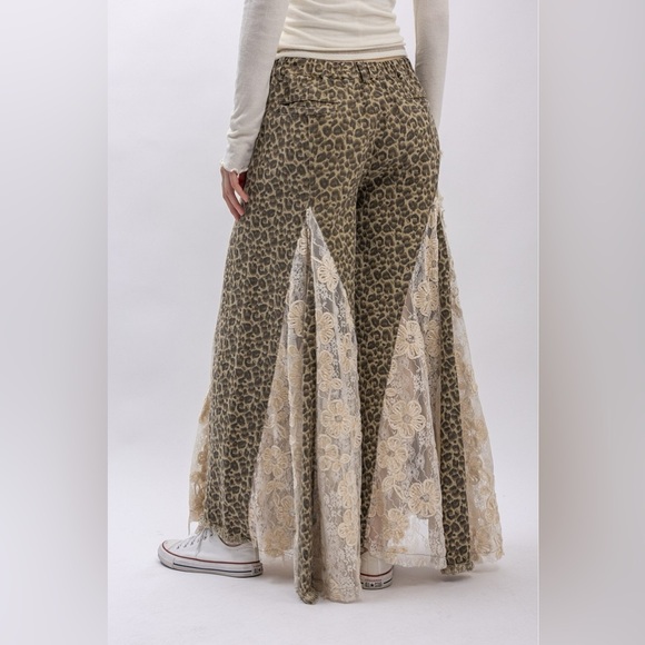 NWT Leopard Cheetah Animal Print Lace Panel Boho Wide Leg Patchwork Flare Pants - Picture 10 of 13
